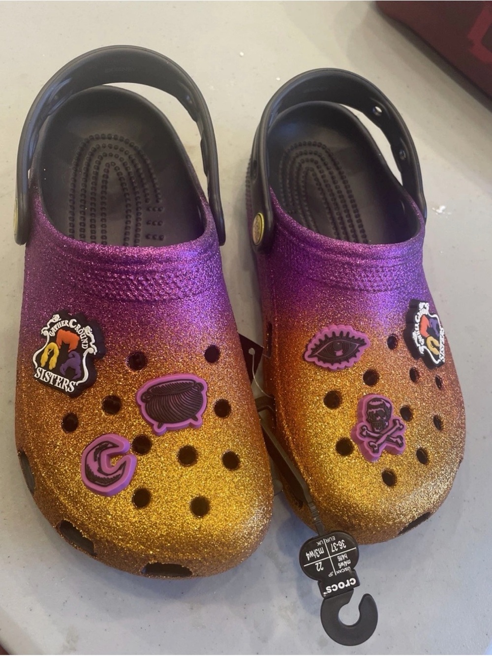 Disney Hocus Pocus Crocs Classic Clog Glitter Halloween Women Size 4 Mens 6 NWT